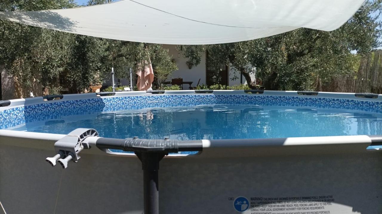 La Casetta Degli Ulivi Con Piscina เมนฟี ภายนอก รูปภาพ